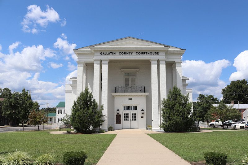 Gallatin County Courthouse in Gallatin County, Kentucky